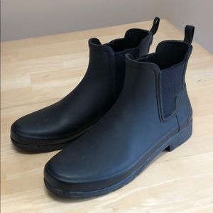 HUNTER Women’s Refined Slim Fit Chelsea Boots